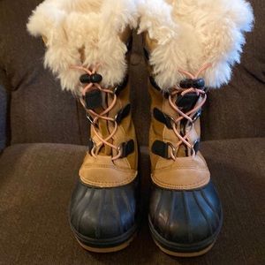 Cat & Jack Girls Constance Tan Leather & Rubber Winter Boots Shoes Size 13